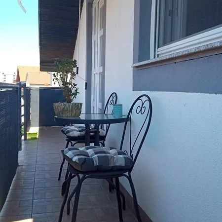 Prekrasan Sa Kaminom * Zára